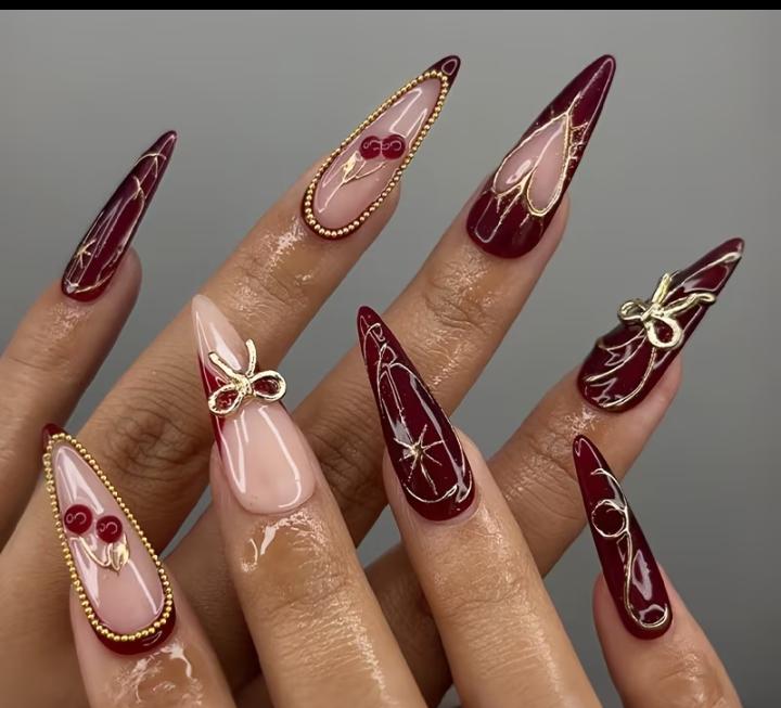 Cute Pointed Press-Ons